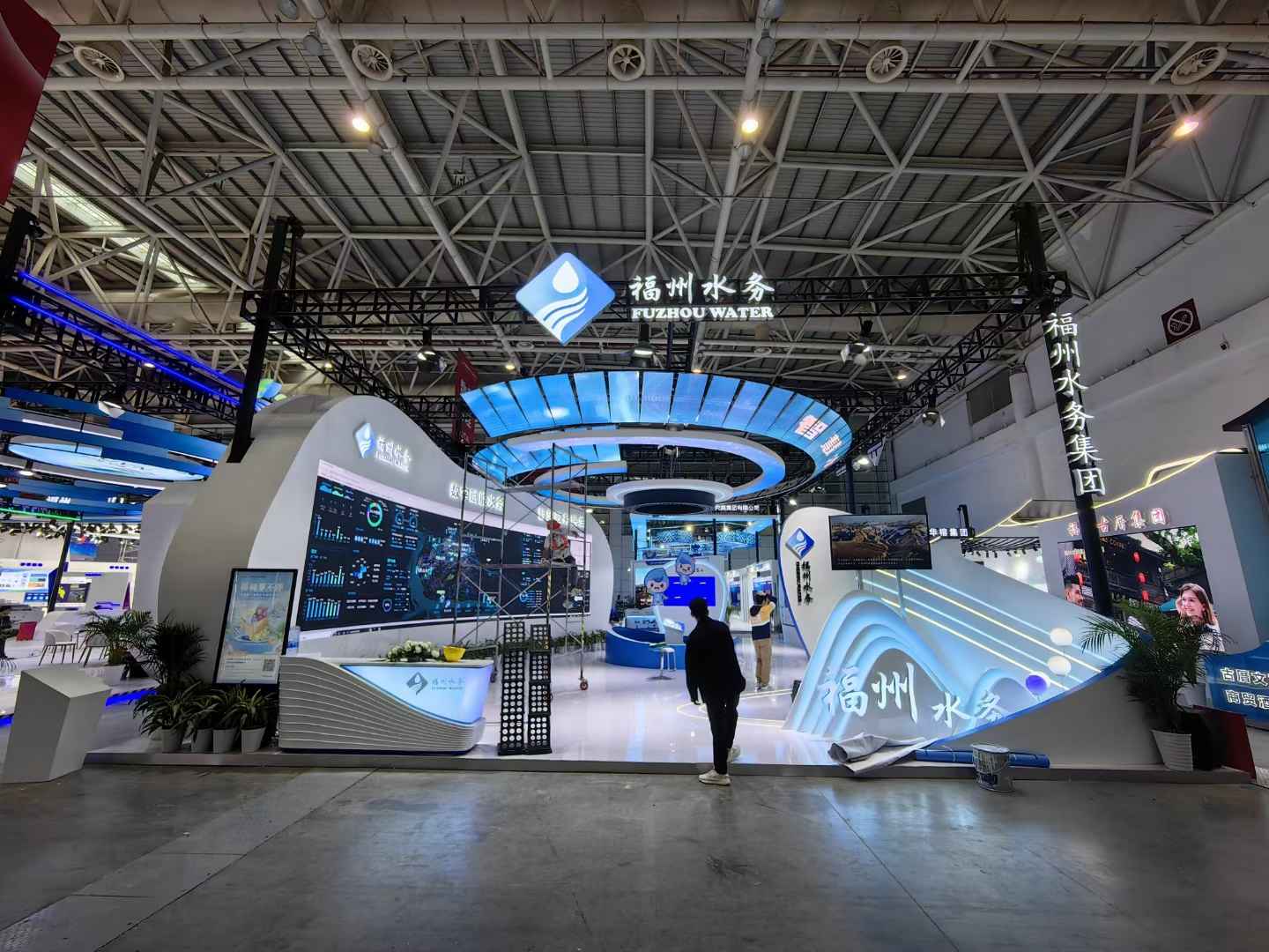 福州數(shù)字中國(guó)會(huì)展中心、廣州展會(huì)設(shè)計(jì)搭建
